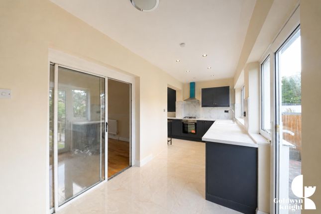 33, Montcalm Road, London photo 4