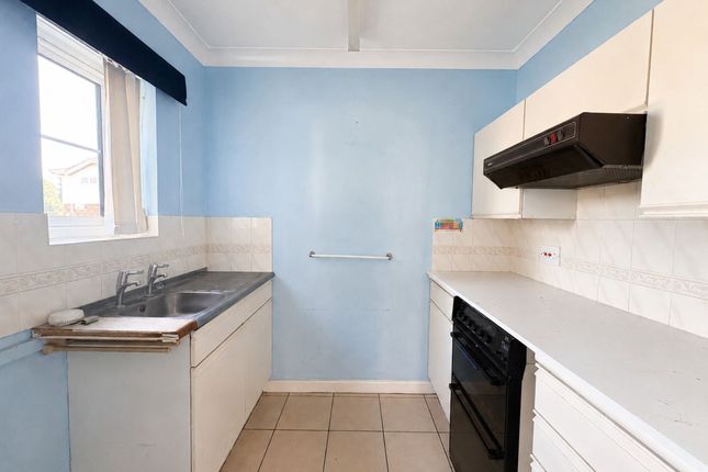 Flat 9, Oakland Court Nyetimber Lane, Bognor Regis photo 4