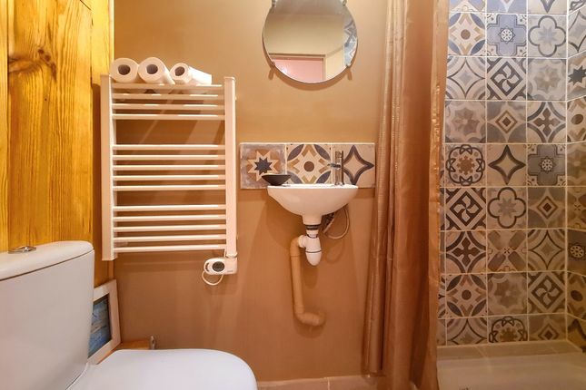 Town house for sale in Pezenas, Languedoc-Roussillon, 34120, France