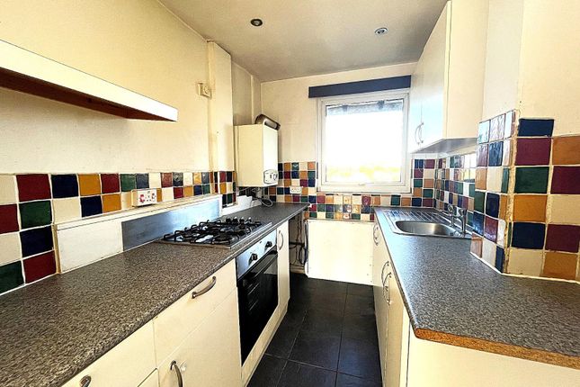 24 Ashling House,, Chidham Walk, Havant photo 2