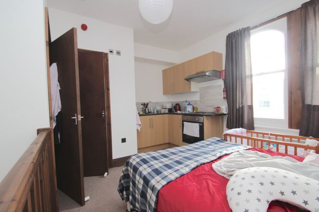 133, Colwyn Road, Northampton photo 5