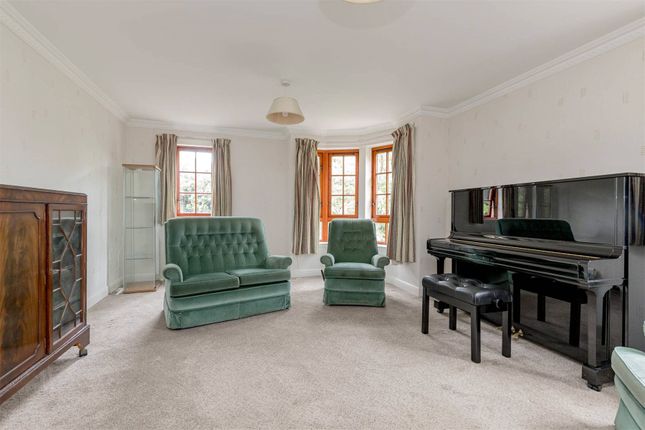 Orchard Brae Avenue, Orchard Brae Edinburgh photo 3