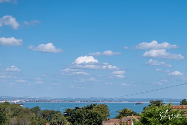 14 Horestone Rise, Seaview photo 3