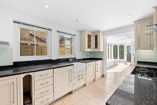 41, Salisbury Road, Godstone photo 4
