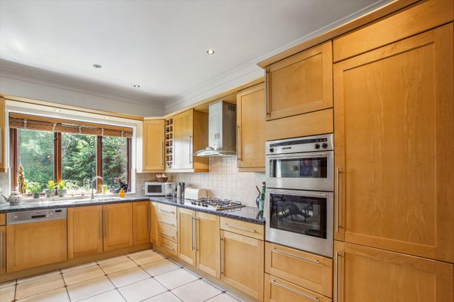 Arthur Road, Wimbledon photo 4