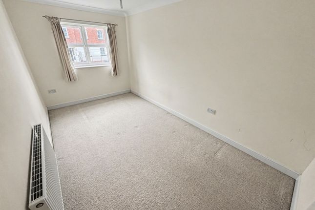 35 Fairby Close, Tiverton photo 4