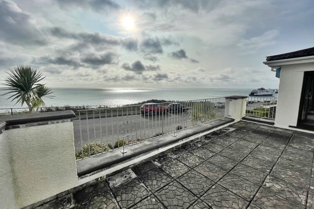 Flat for sale in Apartment 36 King Edward Bay, Onchan, Isle Of Man
