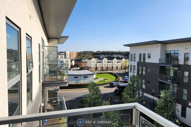 Clovelly Place Ingress Park, Greenhithe photo 3