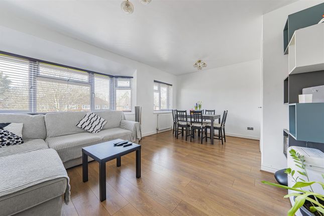21A, Westmead, Windsor photo 3