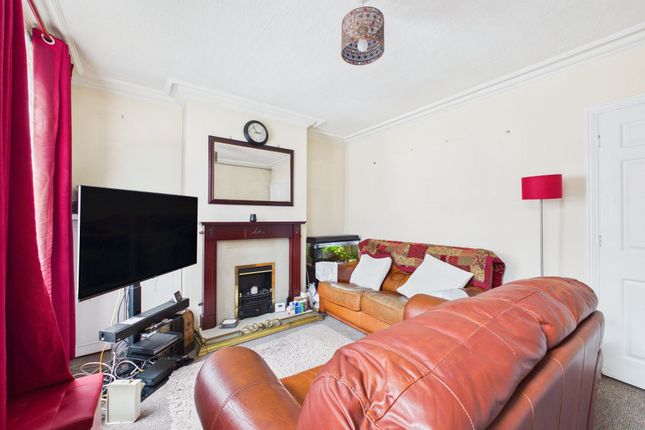 18 York Street, Sutton-In-Ashfield photo 2