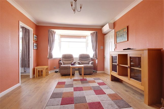 15, Glenloch Road, Enfield photo 4