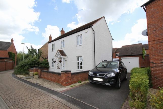 Thumbnail Detached house to rent in Lord Elwood Road, Banbury, Oxon