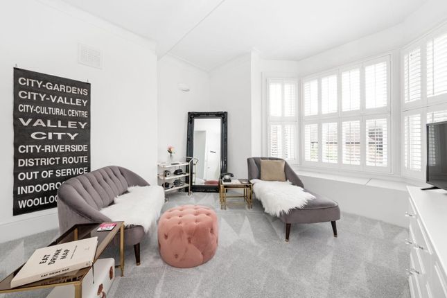 Thumbnail Flat to rent in Norwood Road, Herne Hill, London