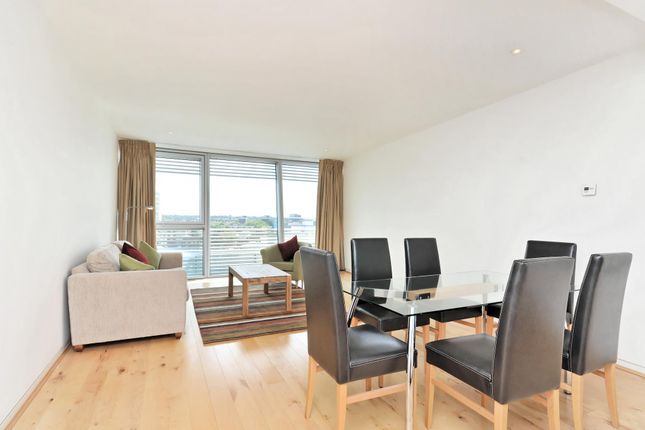 8, Albion Riverside Building, London photo 2