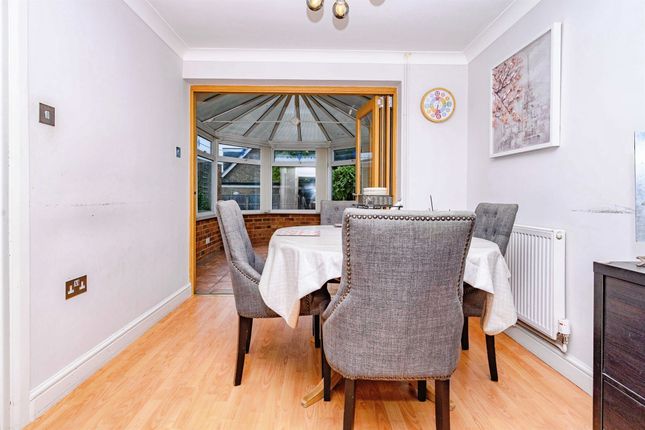 294, Turnpike Drive, Luton photo 4