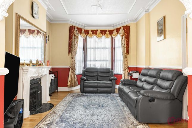 66, Lea Bridge Road, London photo 2
