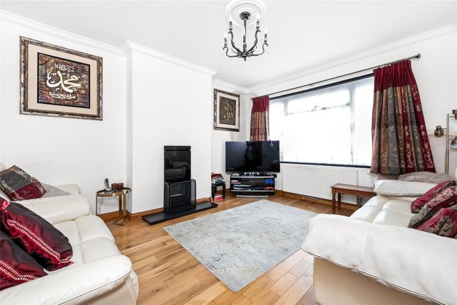 End terrace house for sale in Enmore Road, London