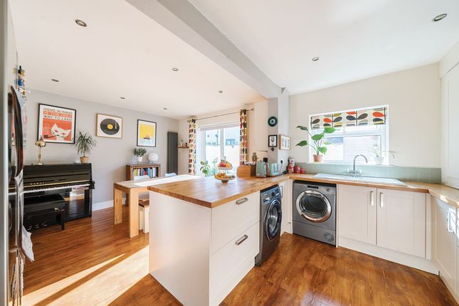 32a Park Grove, Knaresborough photo 2