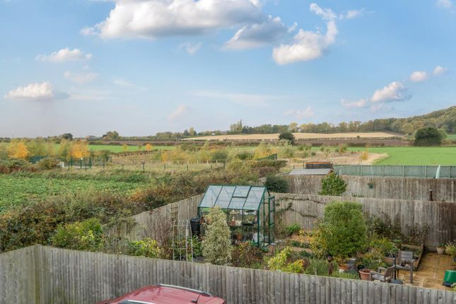 11, Hobby Way, Selby photo 2