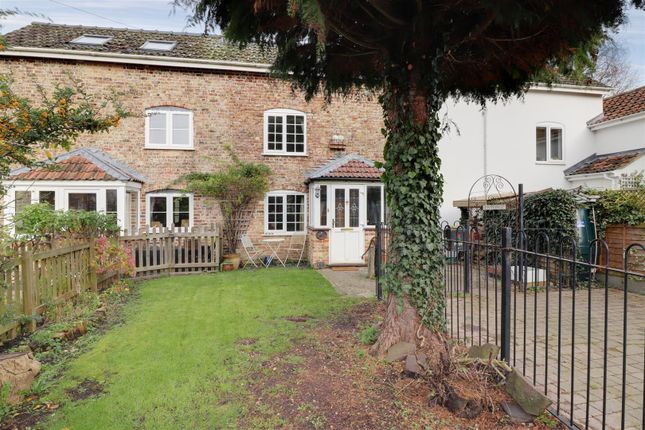 Thumbnail Cottage for sale in High Street, Saul, Gloucester