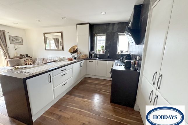 239 Mutton Lane, Potters Bar photo 3