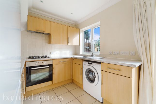 Property to rent in Buckland Way, Worcester Park