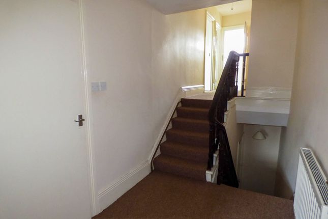 7b, Holly Avenue, Whitley Bay photo 4