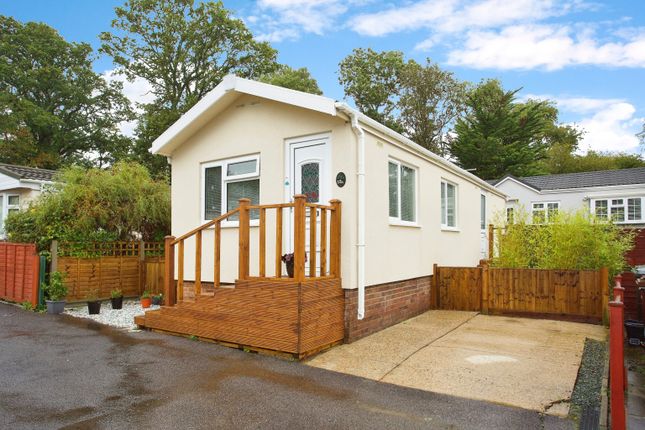 Thumbnail Mobile/park home for sale in Glen Mobile Home Park, Colden Common, Winchester, Hampshire