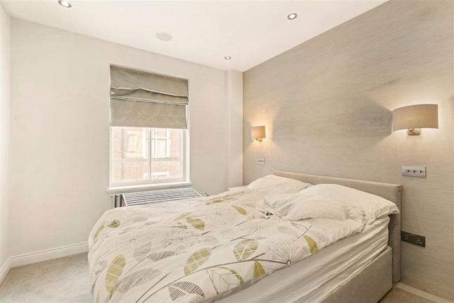 Flat 3, Wesley Court, 51-55, Weymouth Street, London photo 4