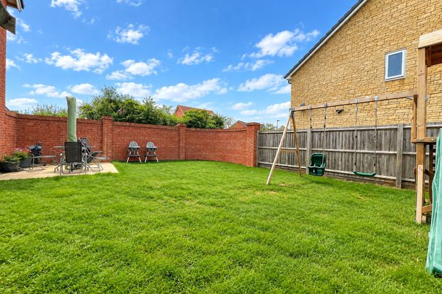 6, Lovage Lane, Wiltshire photo 2