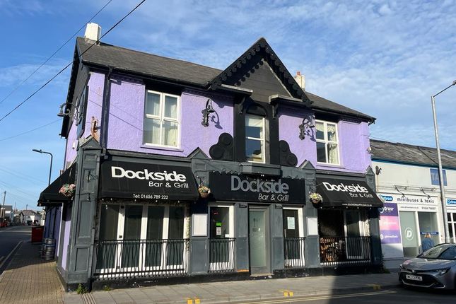 Thumbnail Retail premises to let in Cafe Bar/Restaurant &amp; Premises, 2-4 Dock Street, Porthcawl
