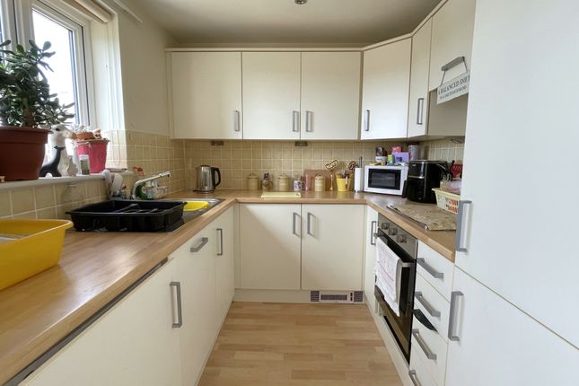 42 Rosemary Court, Rectory Road, Colchester photo 2