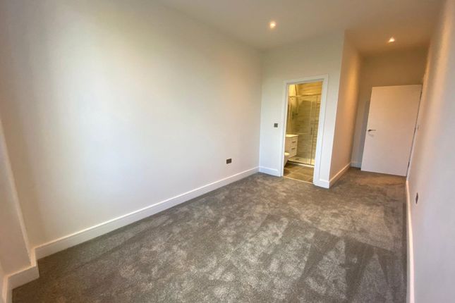 1,, Lavenir, Bracknell photo 4