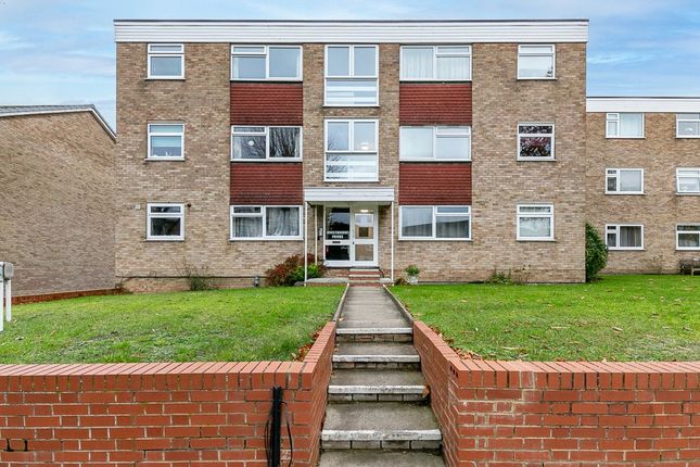 Flat for sale in Harewood Road, South Croydon, Surrey