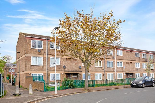 115, Mortlake Road, Canning Town photo 4