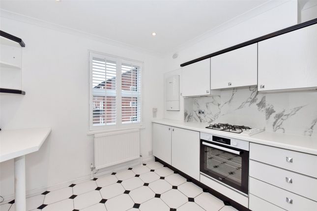 90, Fountain Gardens, Berkshire photo 3