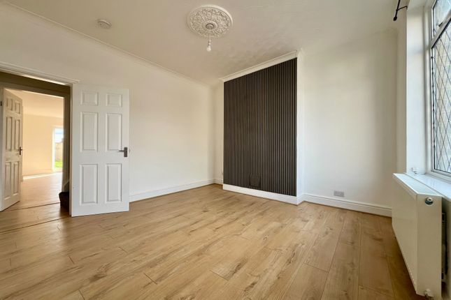 4 Market Place, Barnsley photo 5