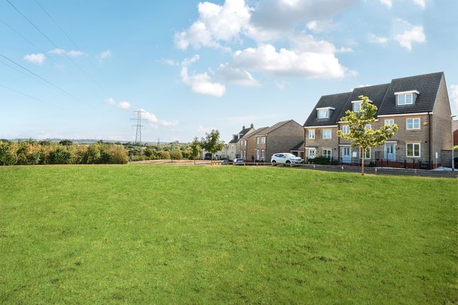 3-bed terraced on Upper Ox Hill, Purton, £325,000