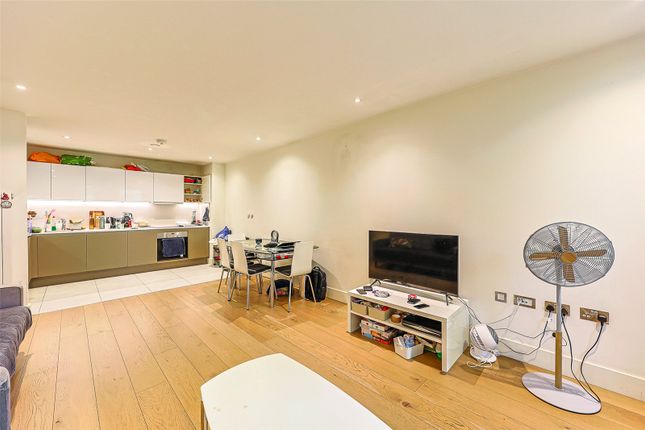 Flat 1, Redwood House,, Engineers Way, Wembley photo 4