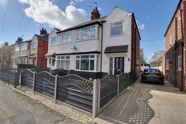 Thumbnail Semi-detached house to rent in Campion Avenue, Hull