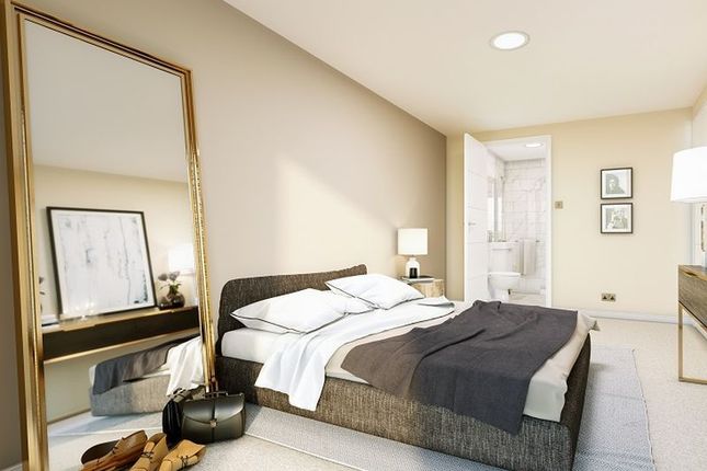 Flat for sale in Quay Central, Liverpool