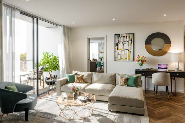 Thumbnail Flat for sale in Kings Road Park, Fulham