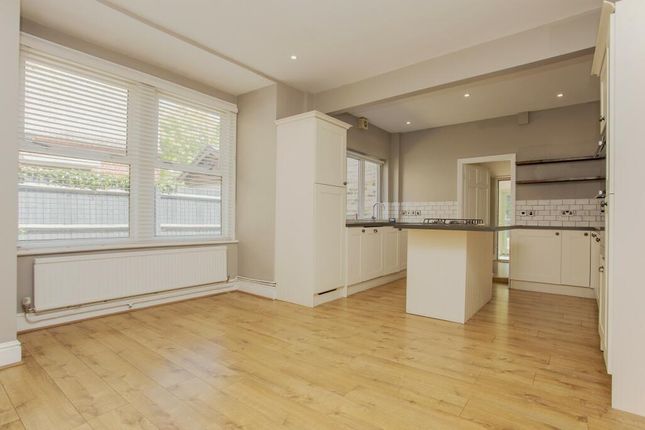179, Broadway, Peterborough photo 2