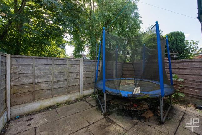 24, Wesley Street, Bolton photo 5