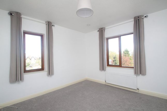 8, Radlyn Park, Harrogate photo 4