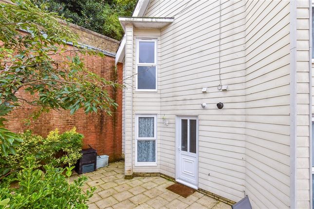 1-bed flat on High Street, Dover, £83,000