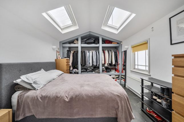 71, Caldwell Street, London photo 4