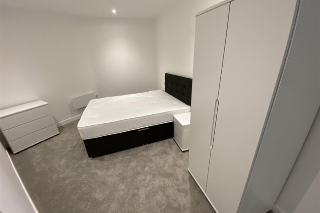 Flat to rent in Transmission House, Tib Street, Manchester