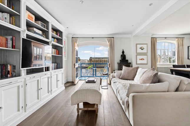 2-bed flat on St. Katharines Way, London, £1,195,000