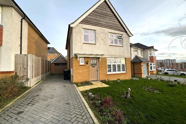 Detached house for sale in Hunting Drive, South Luton, Luton, Bedfordshire